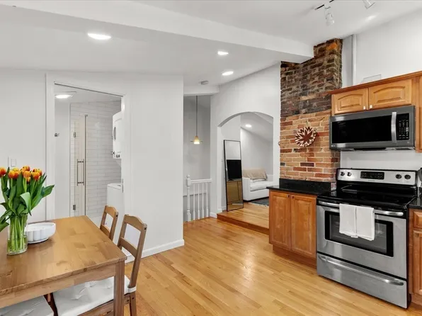 8 Allston St APT 3, Charlestown, MA 02129