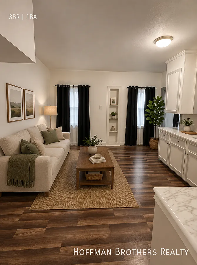 811 W 43rd St Los Angeles, CA 90037 — Photo 1