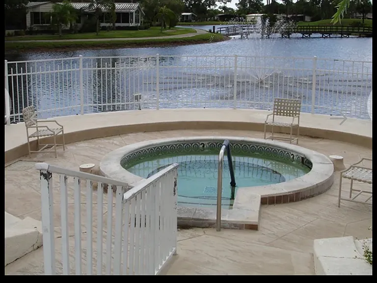 10010 Bay Hill Ct #1B — Photo 21