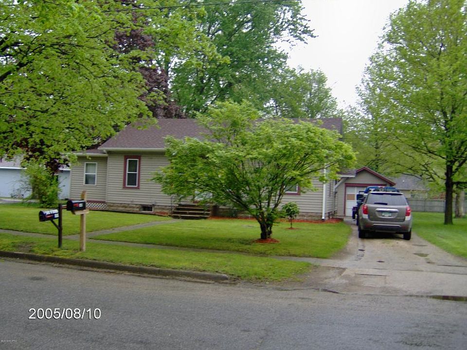 345 W Burr Oak St, Centreville, MI 49032 Zillow