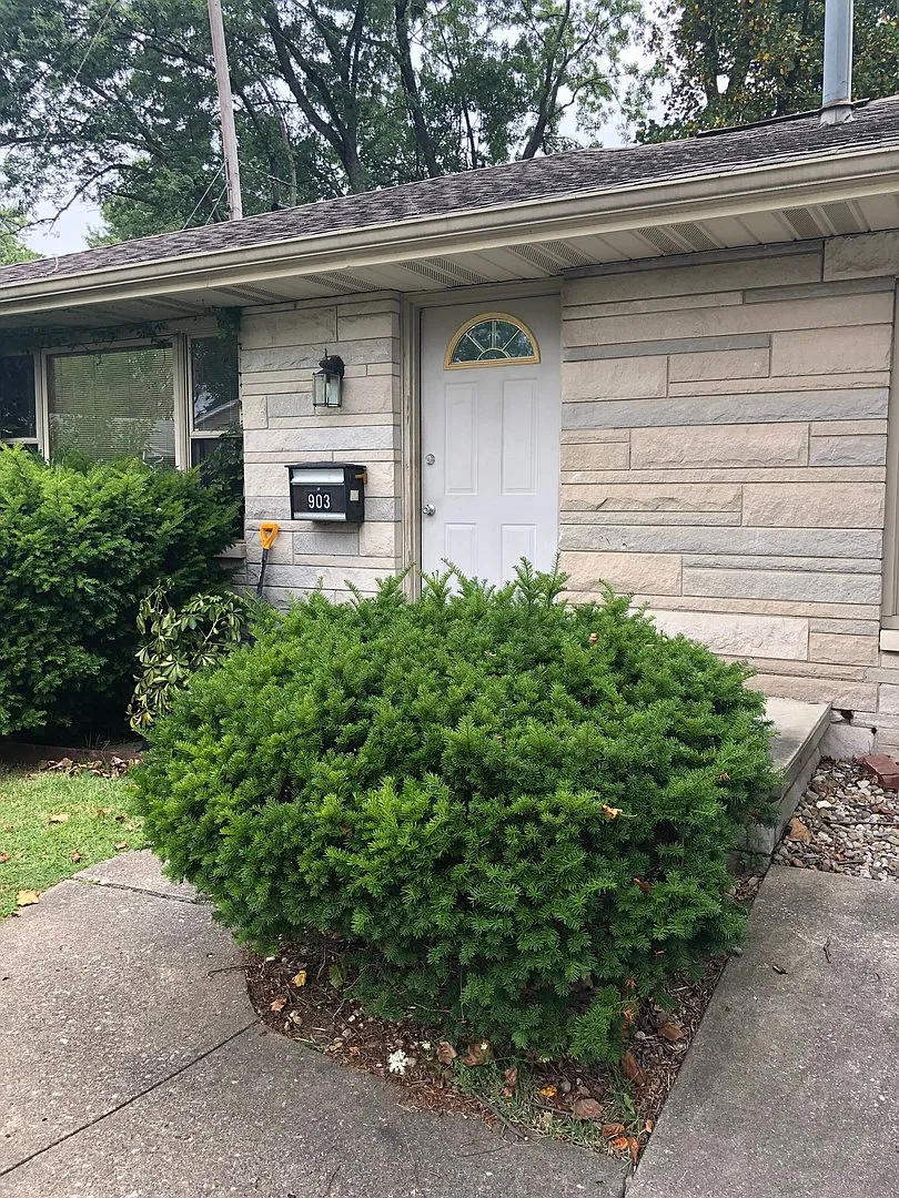 903 S Henderson St — Photo 1