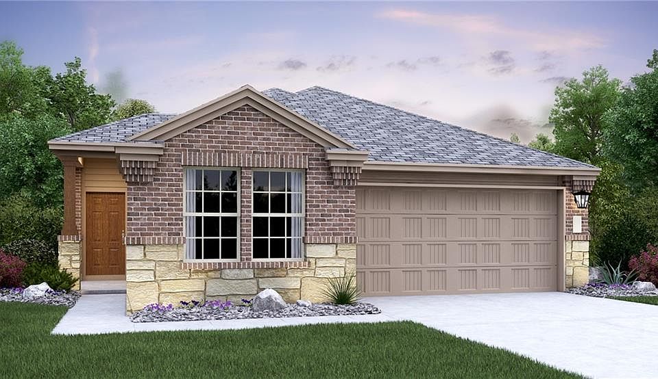 1st image of 104 Escondido Cir