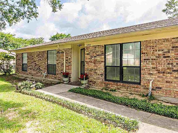 2nd image of 1290 Coronado Cir