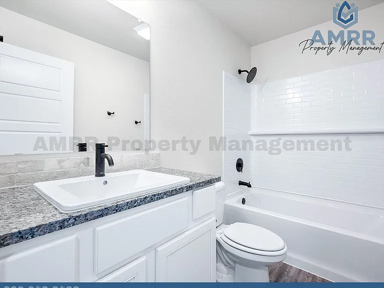 8622 26th St — Photo 7