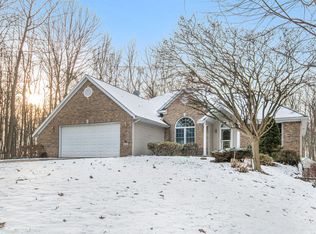 10355 Tefft Ave NE, Rockford, MI 49341