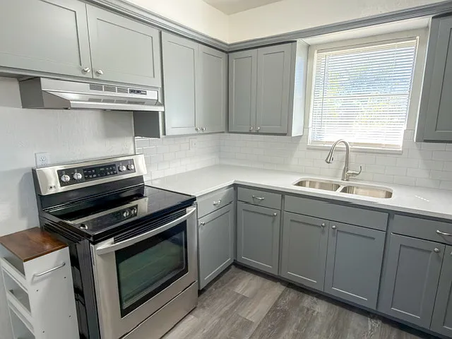 4302 NW Pollard Ave — Photo 8