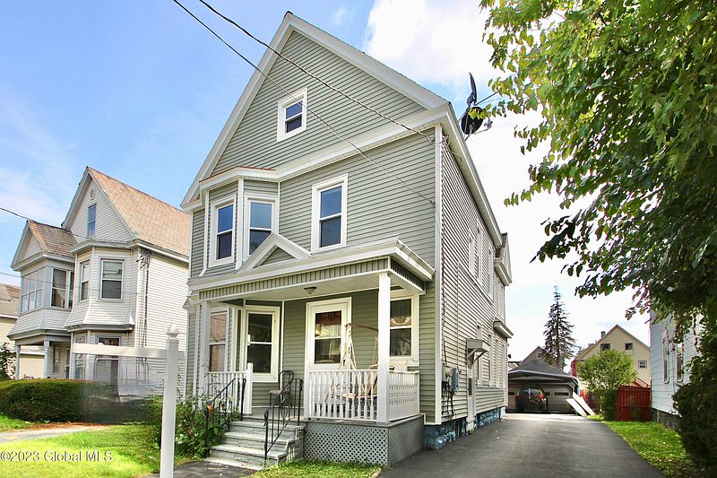 2nd image of 80 N Brandywine Avenue