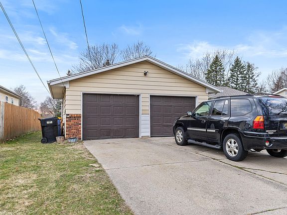 3rd image of 4341-4343 Kimball Ave SE