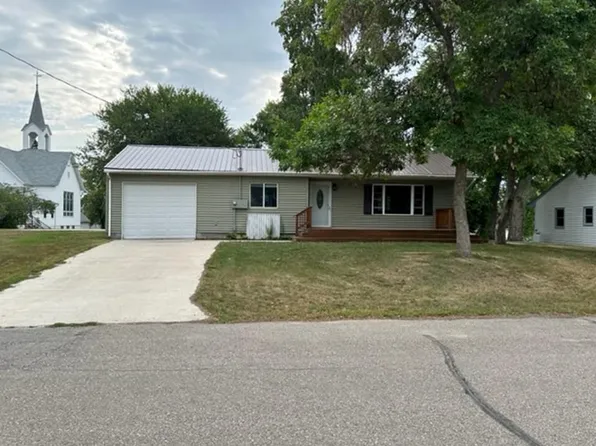 307 Cedar Ave, Ashby, MN 56309