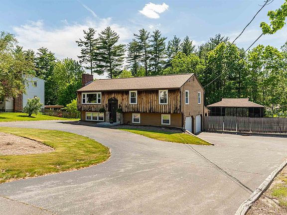 3rd image of 725 Cohas Ave