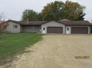 E7485 Getter Rd, Viroqua, WI 54665