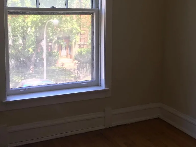 753 W Bittersweet Pl #1 — Photo 5