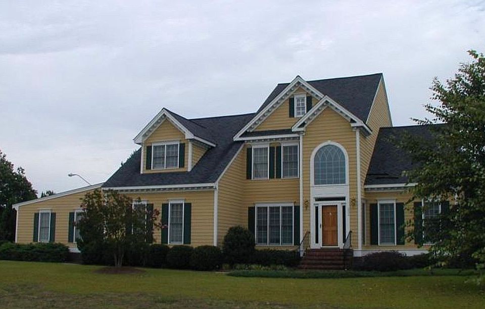 1st image of 224 N Marion Dr