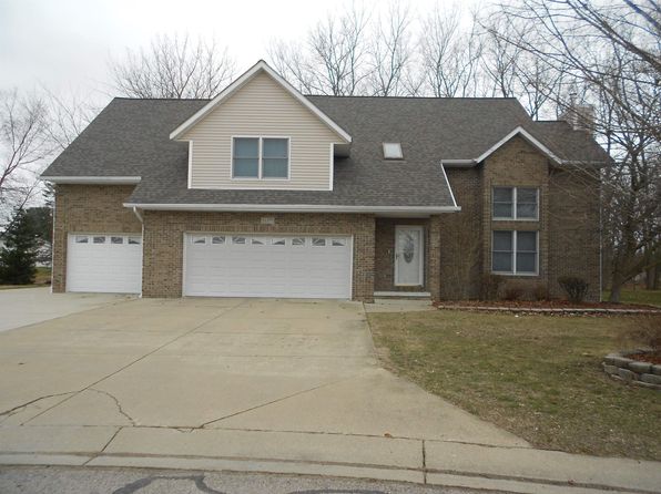 11377 Hillbridge Ct, Freeland, MI 48623