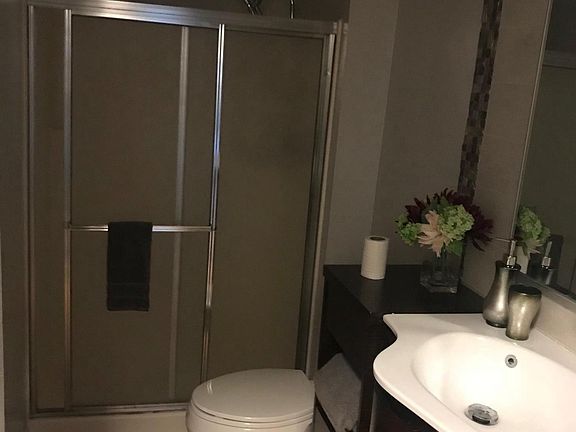 Bathroom w/sound system 