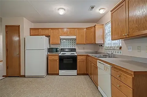 2305 Brett Dr — Photo 12