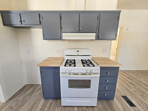 5th image of 55 Bayley-Hazen Road