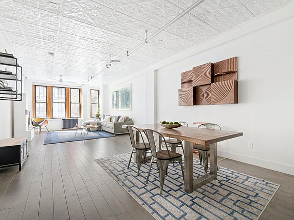 3rd image of 131 W 28th St APT 3A