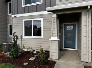 3350 SE Farrow Ln, Hillsboro, OR 97123