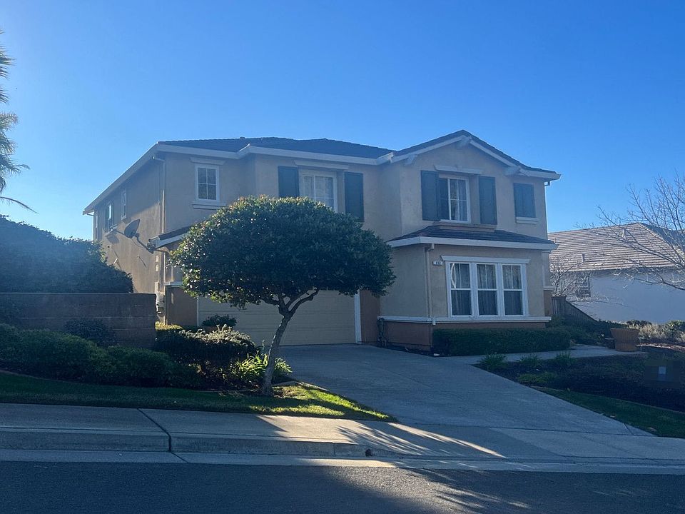 2nd image of 452 Wood Glen Dr