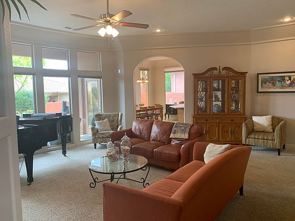 3rd image of 1635 N Sonoran Dr