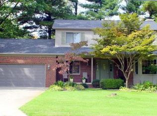 4055 Anchor Ln, Brighton, MI 48116