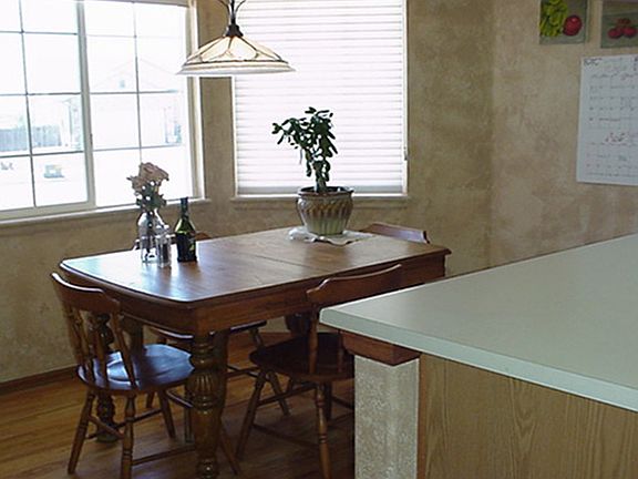CLOSEUP OF BREAKFAST NOOK
