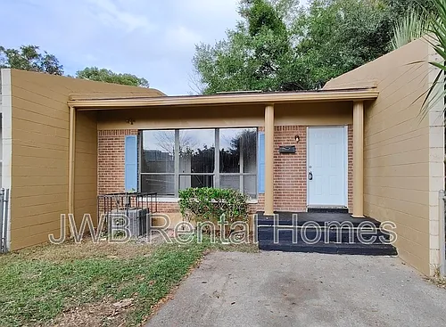 226 Spruce St Photo 1