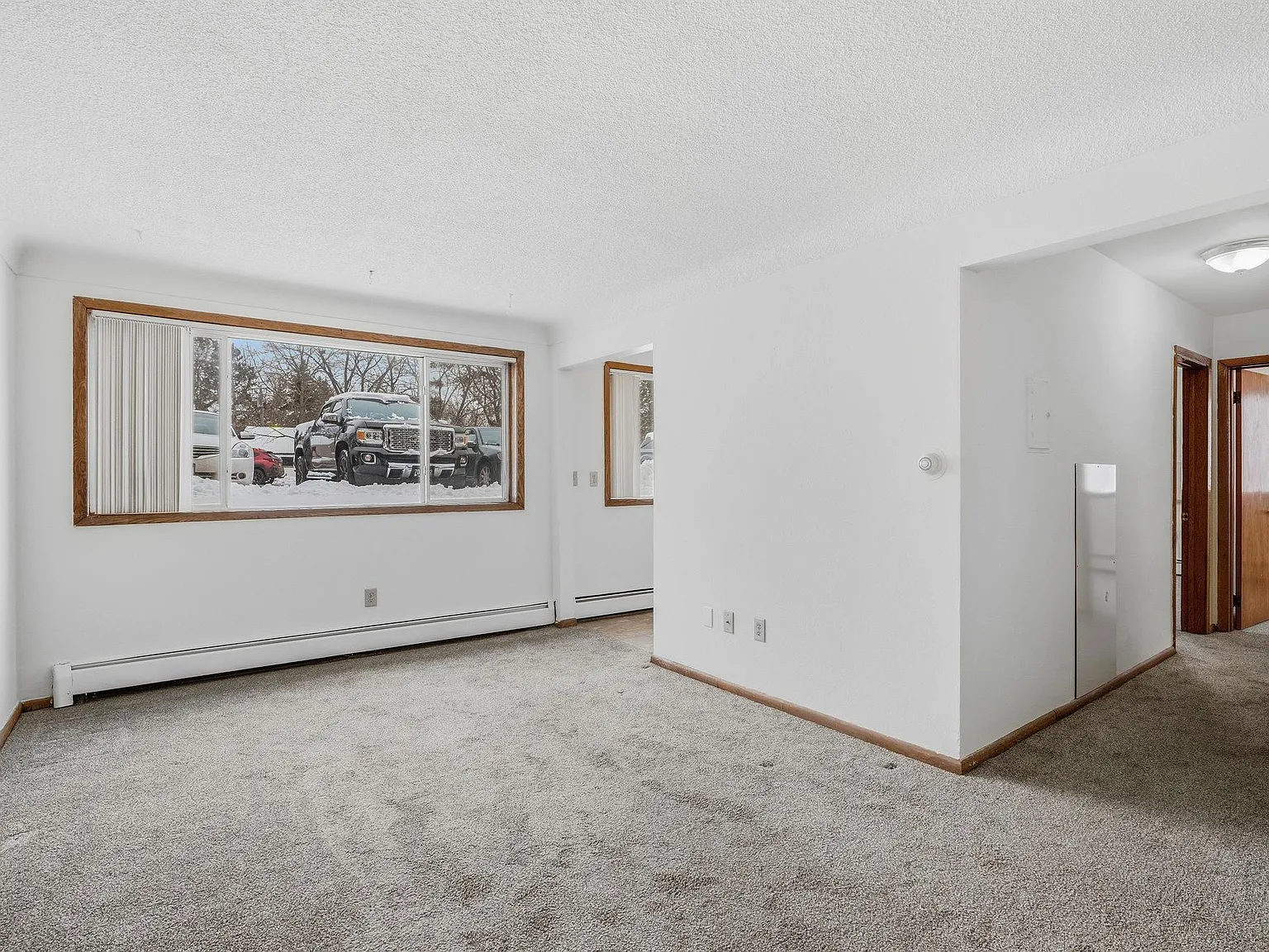 233 Buron — Photo 2