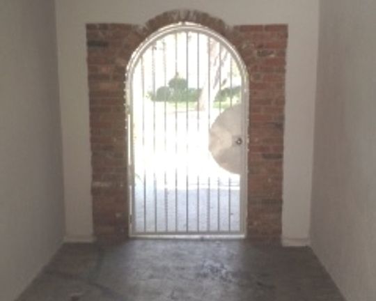 4th image of 8351 Amigo Ave