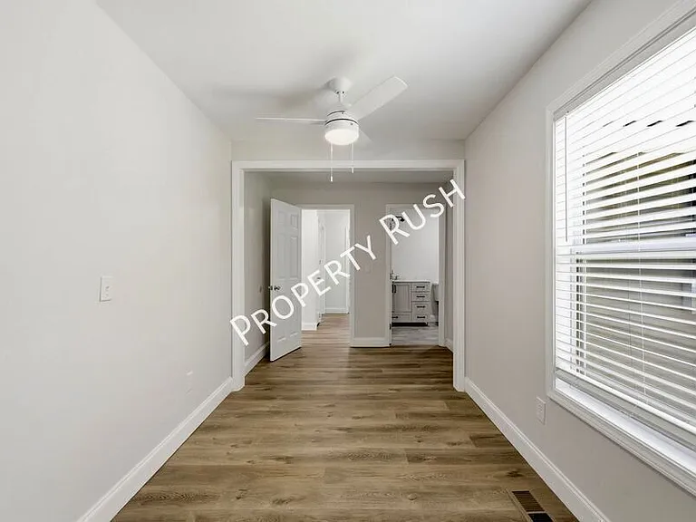 6107 Vance Cir — Photo 12
