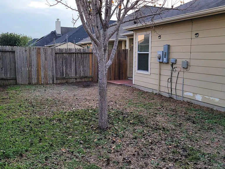 12930 Echo Landing Dr — Photo 39