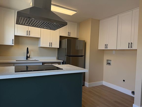 2nd image of 7442 N Macrum Ave
