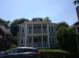 28 Castleton St, Jamaica Plain, MA 02130