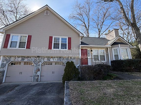 3rd image of 2063 Winsburg Dr NW