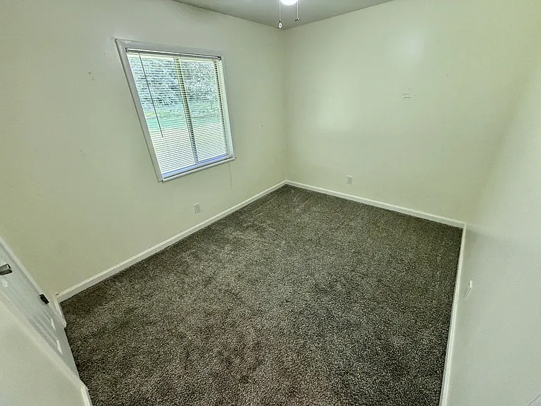 326 West Ave — Photo 10