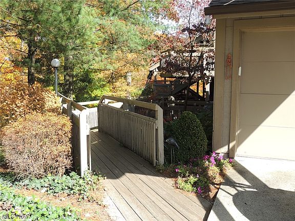 2nd image of 617 Meredith Ln