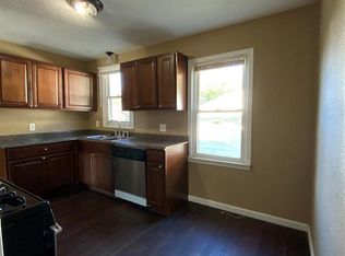 33950 Glover St, Wayne, MI 48184