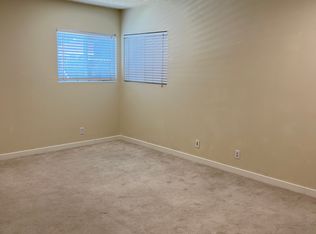 188 E 20th St #A, Costa Mesa, CA 92627