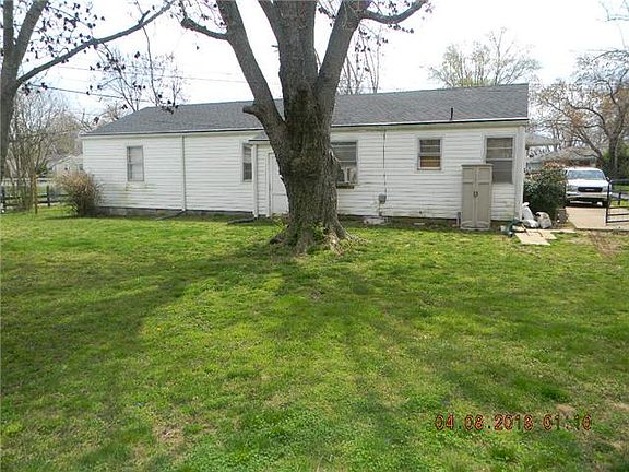 2nd image of 502 E Park Ave