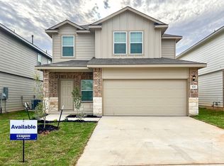 121 Chipping Aly, Floresville, TX 78114