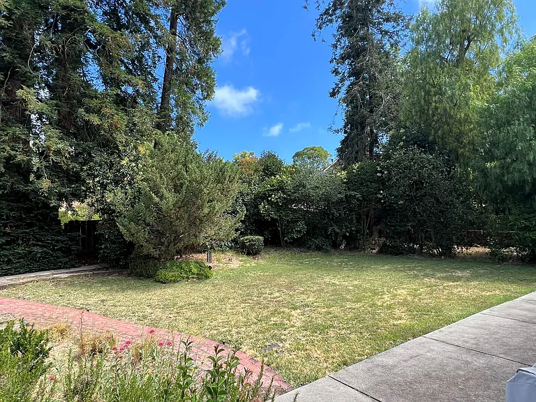 3176 Stanley Blvd — Photo 24