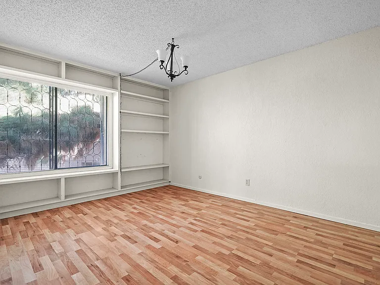 5856 Mira Serena Dr — Photo 13