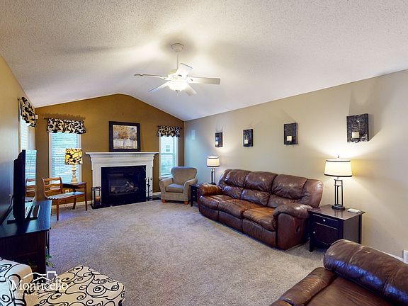 3rd image of 109 Citation Way