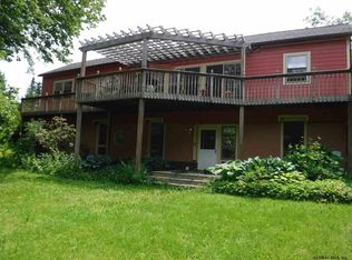 195 Bozenkill Rd, Altamont, NY 12009