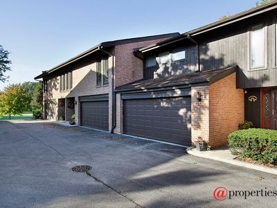 1719 Wildberry Dr #25-C, Glenview, IL, 60025