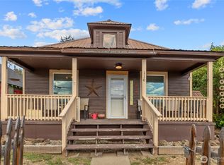 110 W 3rd St, Cle Elum, WA 98922