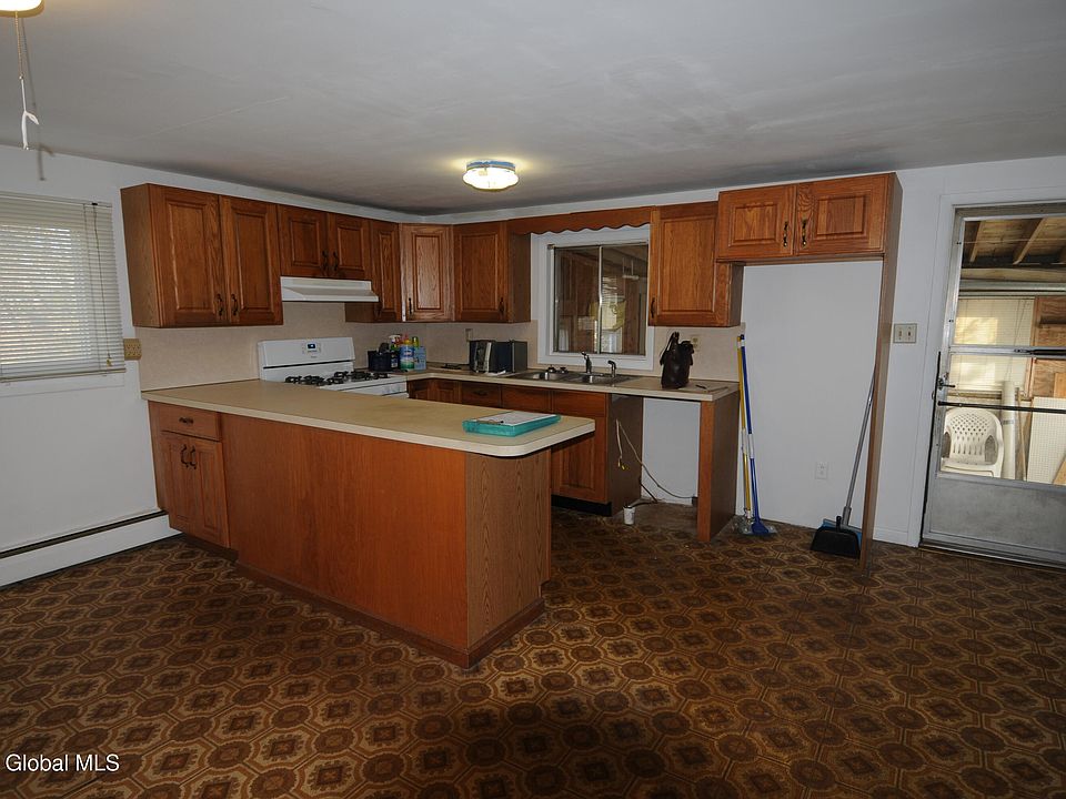 2nd image of 15 Leach Avenue
