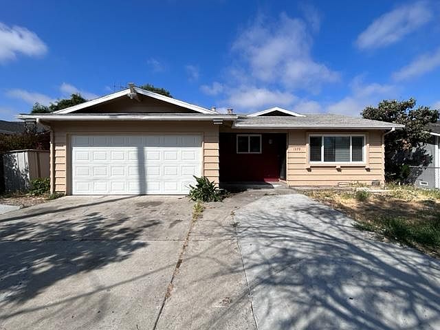 1st image of 1579 Leeward Dr
