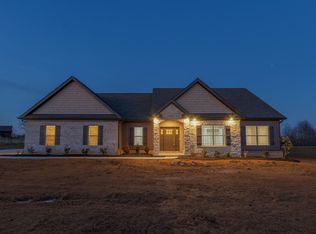 240 Desha Dr, Cynthiana, KY 41031